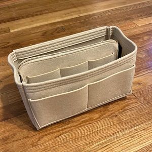 Inner bag organizer